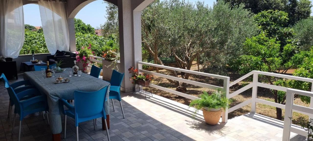 Apartman Rabatin Sveti Filip i Jakov Exterior photo